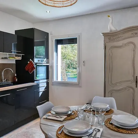 Agathe-votre Cocon 4 Etoiles Jacuzzi & Ferienhaus Rémuzat